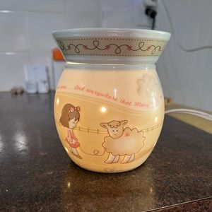 Scentsy Mary Lamb Warmer